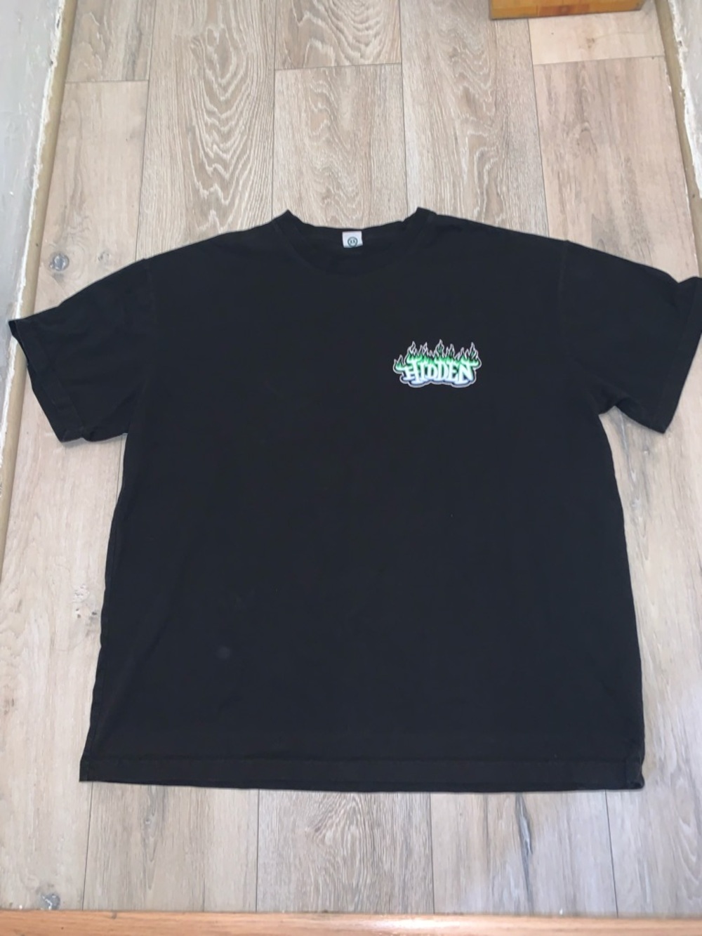 Hidden NY Research Flames Tee Size: 2XL